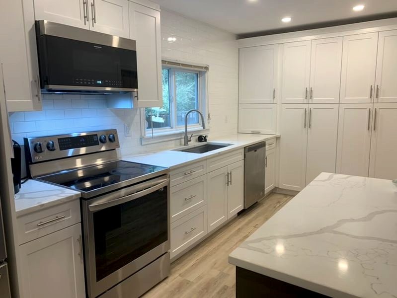 Modern kitchen quartz install, Fredericton NB